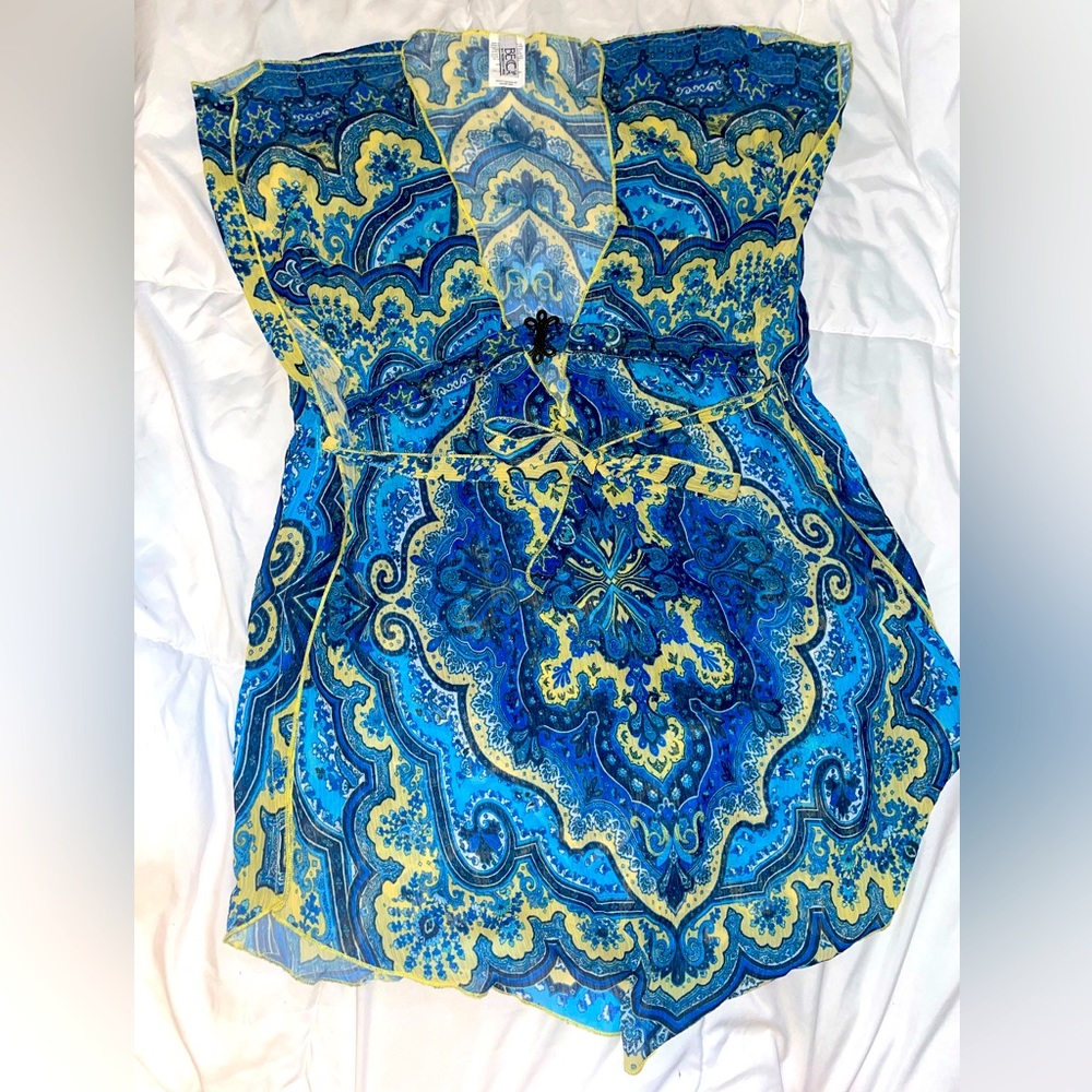 Becca resort swimsuit cover up